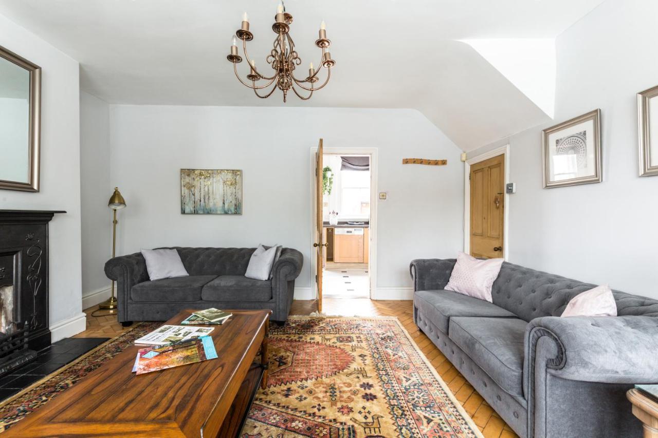 Railway Cottage, Port Sunlight - Stanley-stays Holiday home *